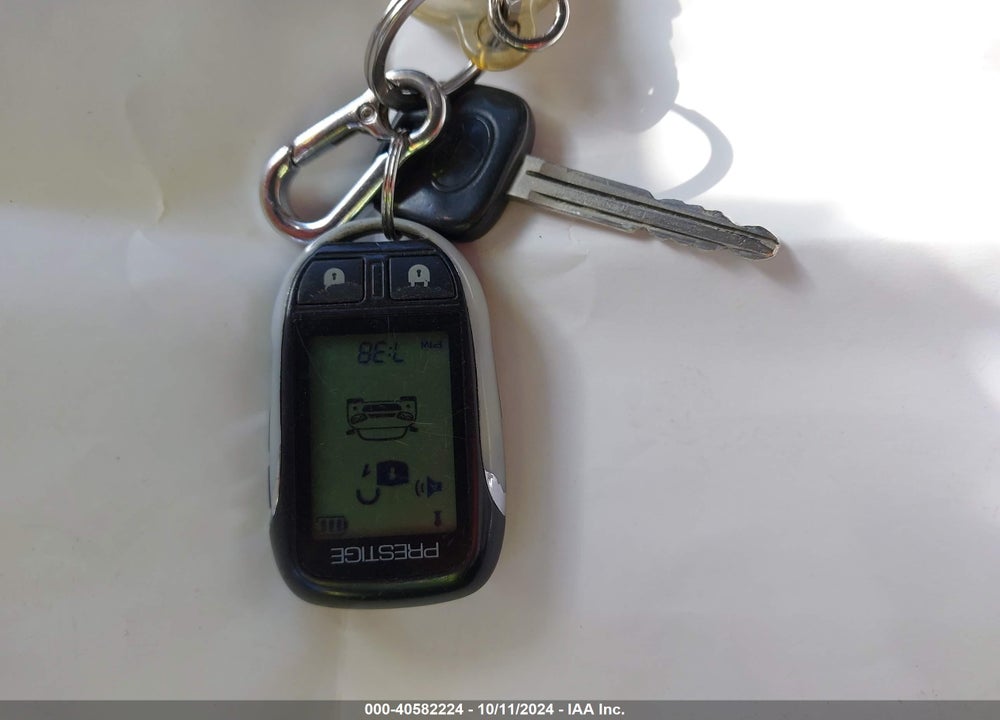 2004 TOYOTA MATRIX/XR VIN: 2T1KR32E64C290619