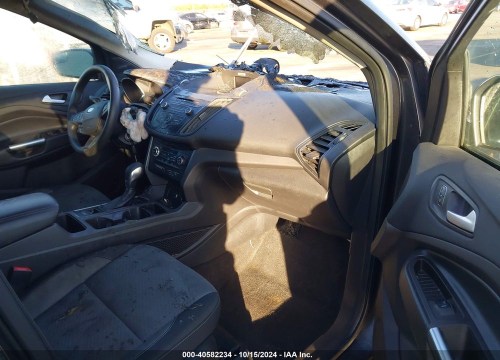 2018 FORD ESCAPE SE VIN: 1FMCU9GD3JUA32249