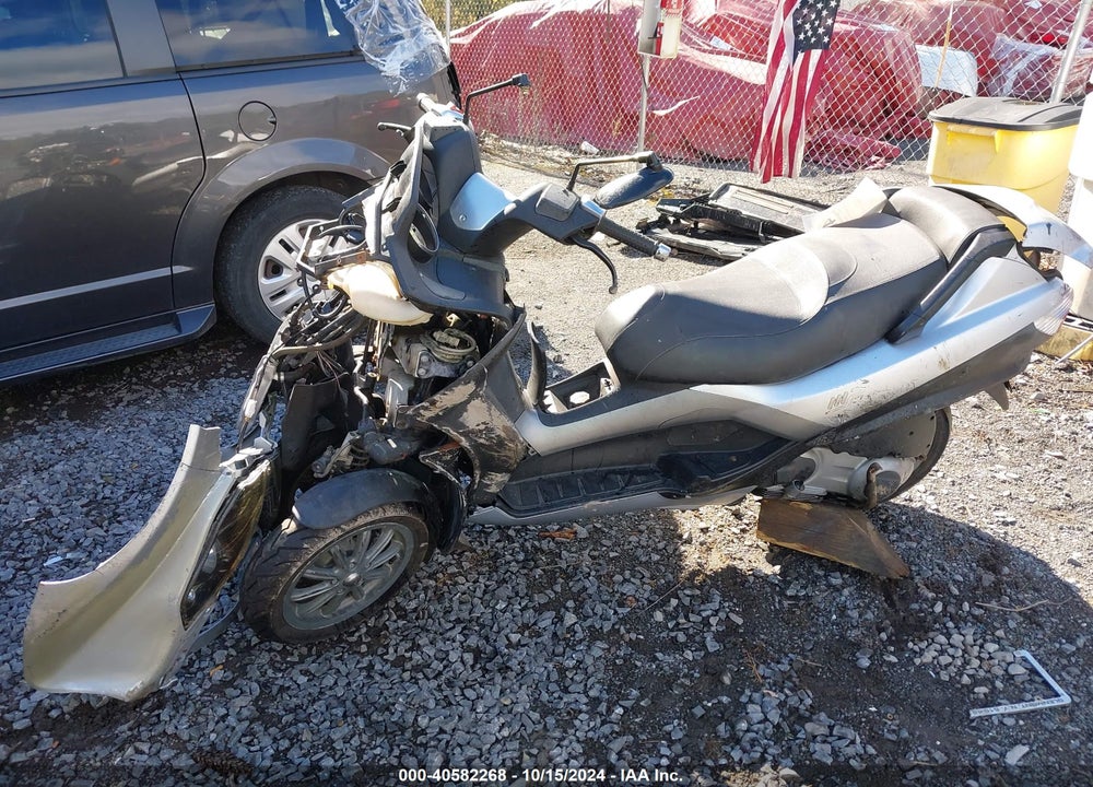 2007 PIAGGIO MP3 VIN: ZAPM479M075001584