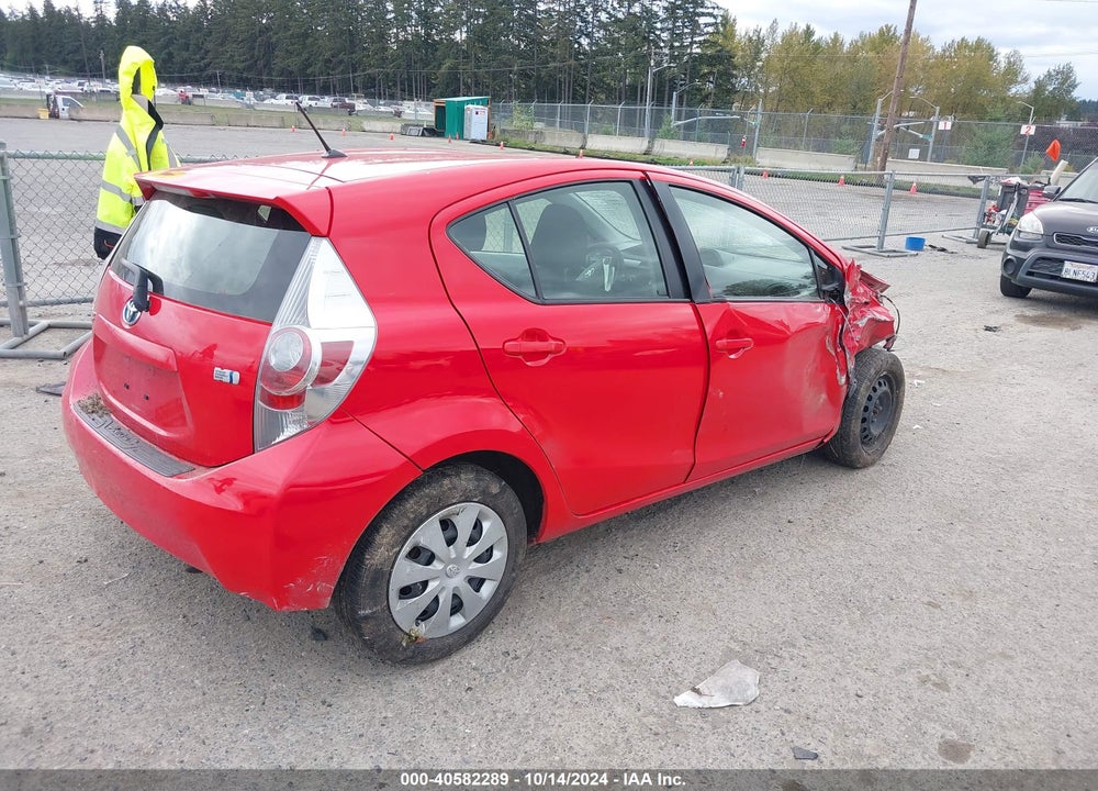 2013 TOYOTA PRIUS C TWO VIN: JTDKDTB30D1544634