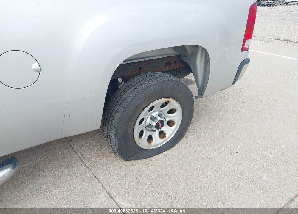 2011 GMC SIERRA 1500 WORK TRUCK VIN: 1GTR1TE06BZ326057
