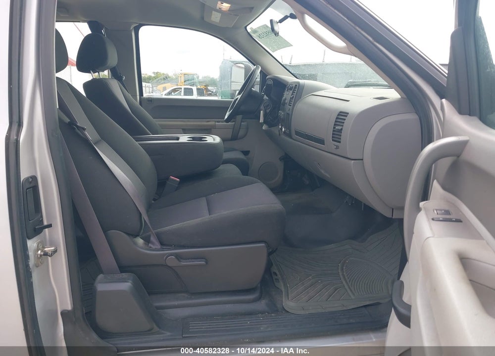 2011 GMC SIERRA 1500 WORK TRUCK VIN: 1GTR1TE06BZ326057