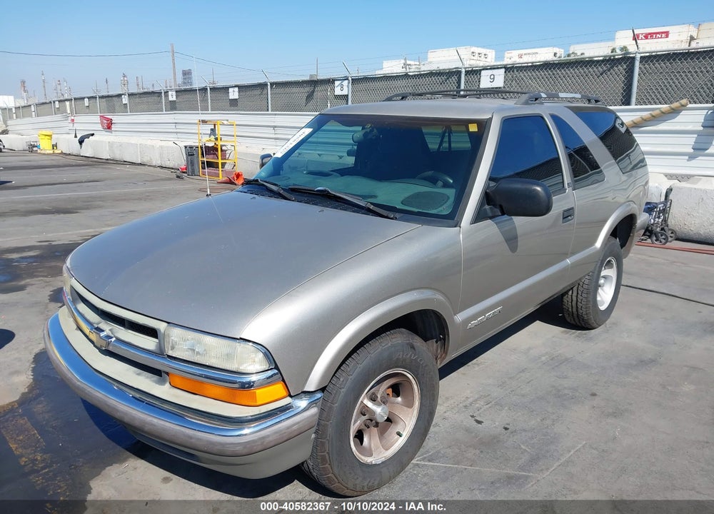 2000 CHEVROLET BLAZER LS VIN: 1GNCS18W7YK125042