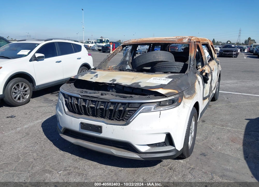 2024 KIA CARNIVAL MPV LX SEAT PACKAGE VIN: KNDNB4H31R6434573