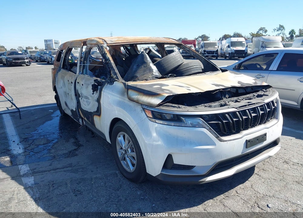 2024 KIA CARNIVAL MPV LX SEAT PACKAGE VIN: KNDNB4H31R6434573