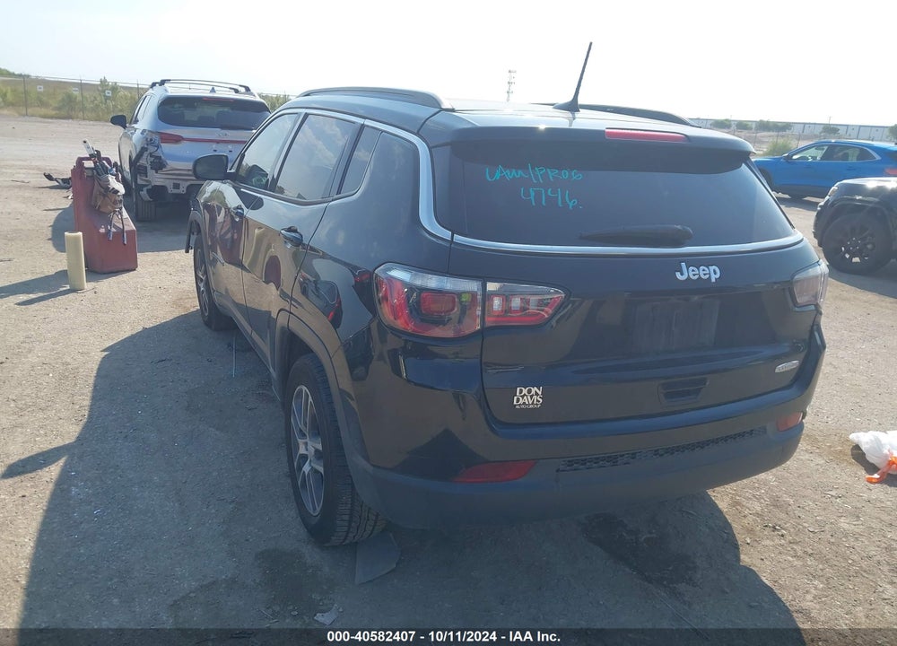 2019 JEEP COMPASS SUN AND WHEEL FWD VIN: 3C4NJCBB1KT711523