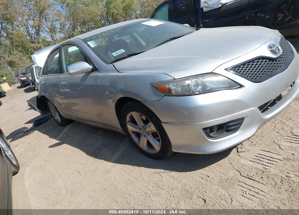 2011 TOYOTA CAMRY SE VIN: 4T1BF3EK2BU200078