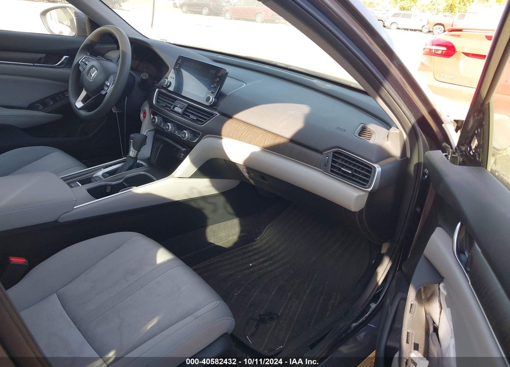 2018 HONDA ACCORD EX VIN: 1HGCV1F48JA256771