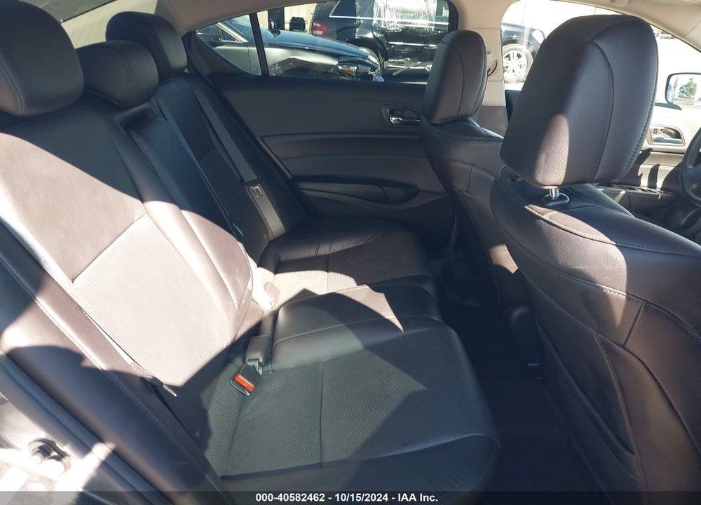 2014 ACURA ILX 2.0L VIN: 19VDE1F3XEE006857