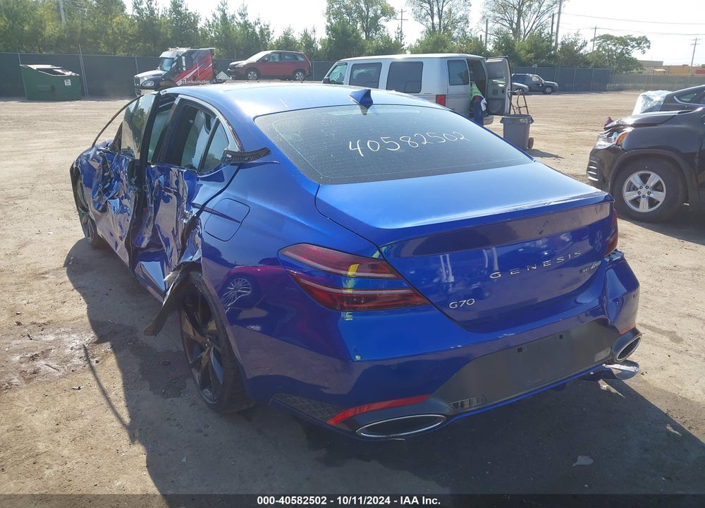 2022 GENESIS G70 3.3T AWD VIN: KMTG54TE3NU098621