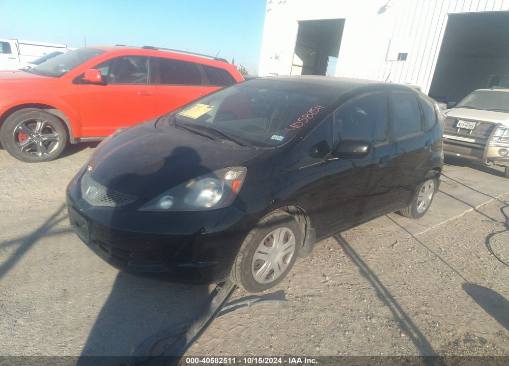 2010 HONDA FIT VIN: JHMGE8H22AC016817