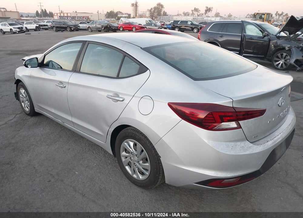 2019 HYUNDAI ELANTRA SE VIN: KMHD74LF4KU761626