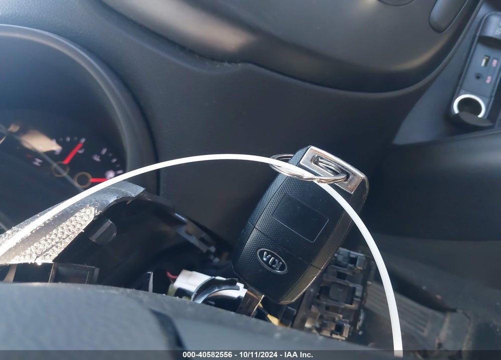 2015 KIA SOUL VIN: KNDJN2A28F7186386