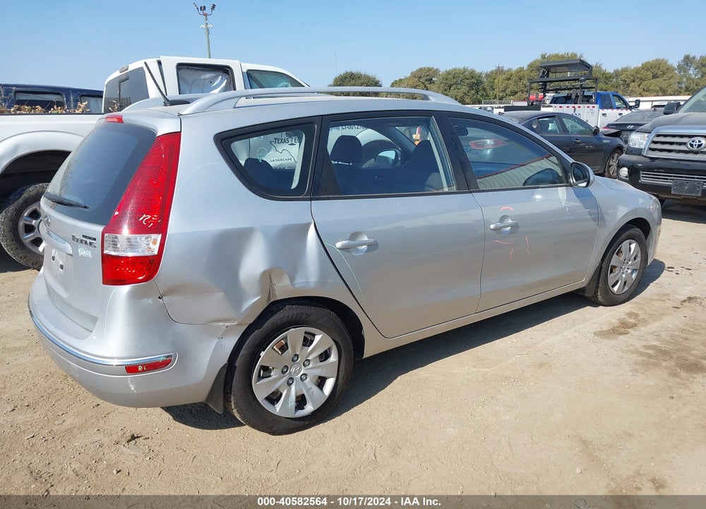 2011 HYUNDAI ELANTRA TOURING GLS VIN: KMHDC8AE7BU087873