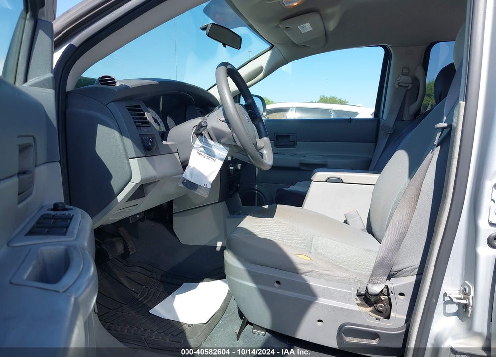 2008 DODGE DURANGO SXT VIN: 1D8HD38K68F105540