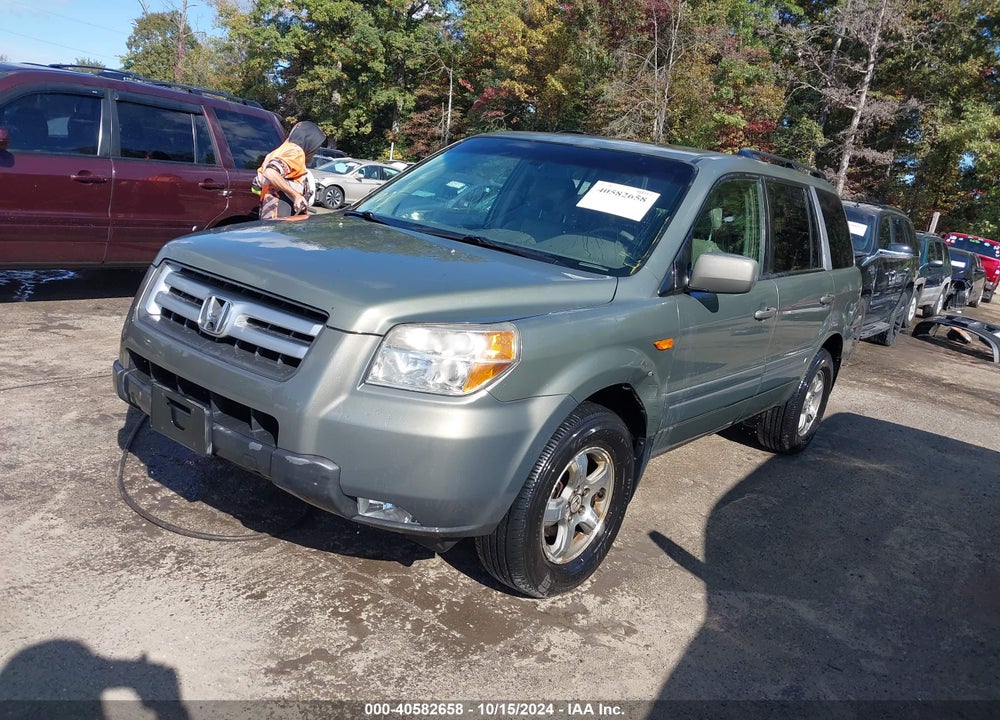 2008 HONDA PILOT EX-L VIN: 5FNYF185X8B030692