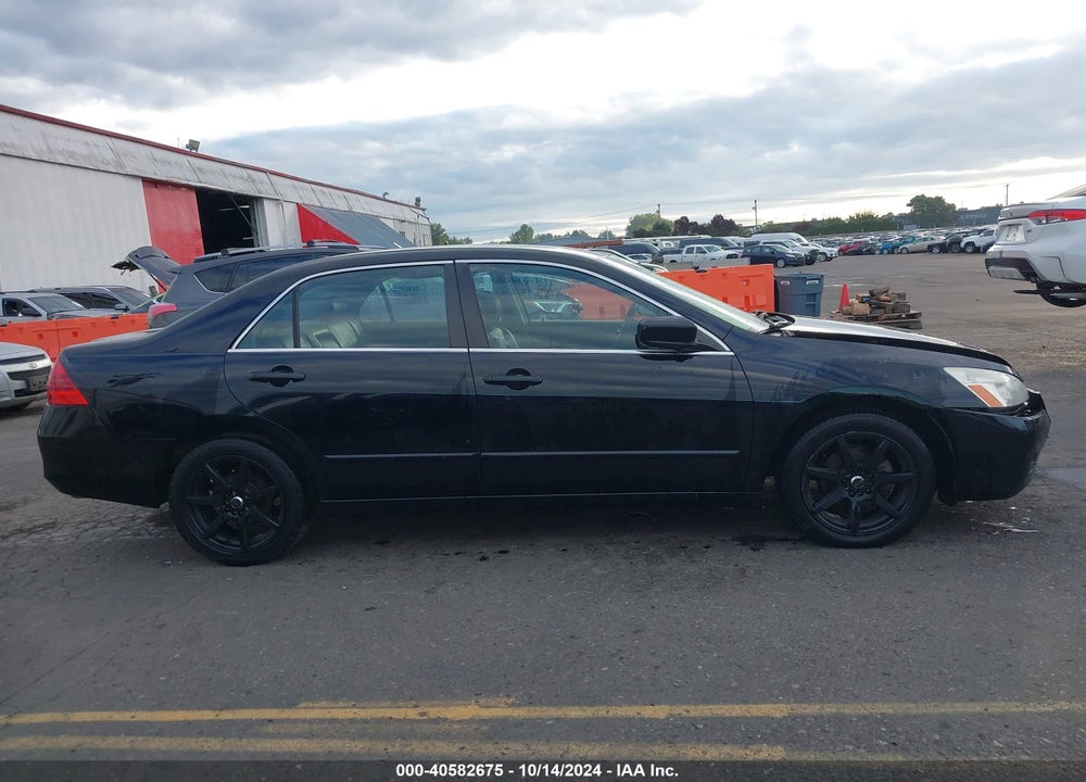 2007 HONDA ACCORD 3.0 EX VIN: 1HGCM65587A044195