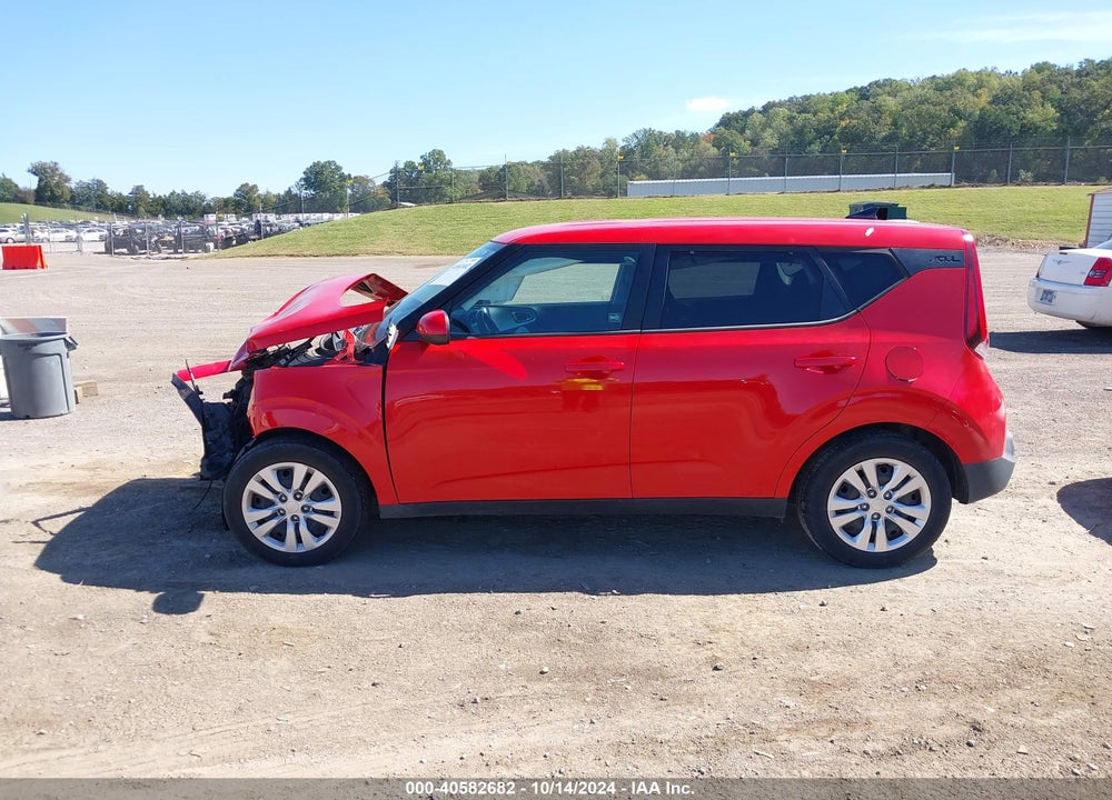 2020 KIA SOUL LX VIN: KNDJ23AU4L7068377