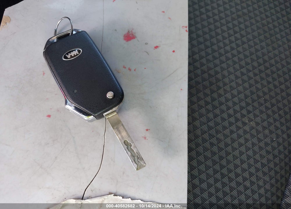 2020 KIA SOUL LX VIN: KNDJ23AU4L7068377