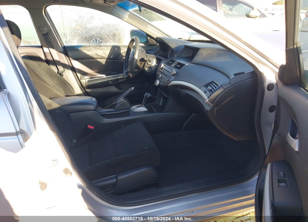 2009 HONDA ACCORD 2.4 EX VIN: 1HGCP26769A115932