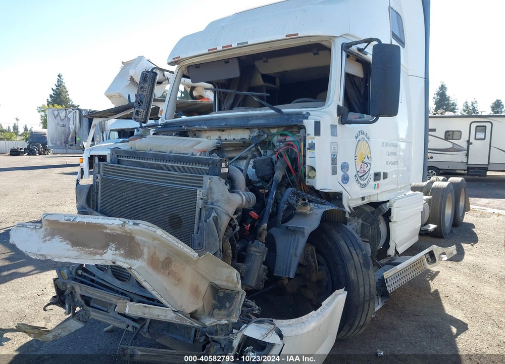 2015 VOLVO VN VNL VIN: 4V4NC9EH6FN927634