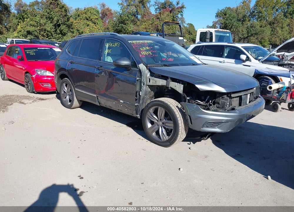 2018 VOLKSWAGEN TIGUAN 2.0T SEL PREMIUM VIN: 3VV4B7AX0JM203535