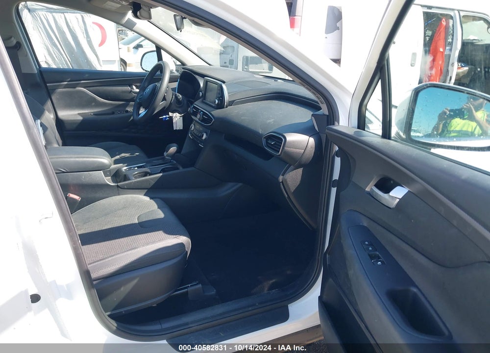 2019 HYUNDAI SANTA FE SE VIN: 5NMS23AD2KH053968
