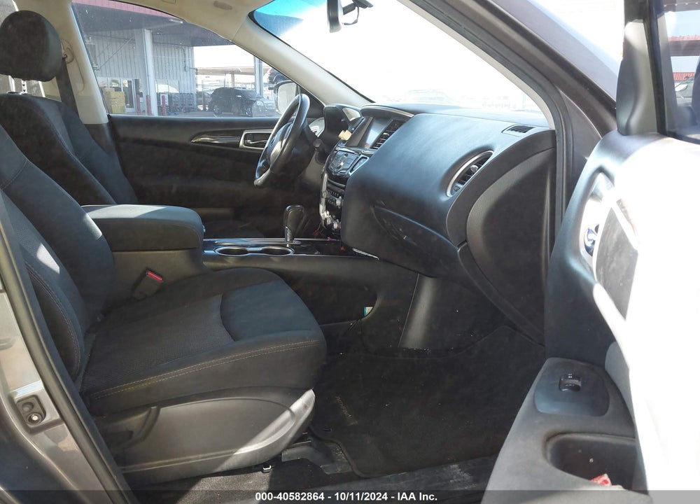 2017 NISSAN PATHFINDER SV VIN: 5N1DR2MN5HC612970