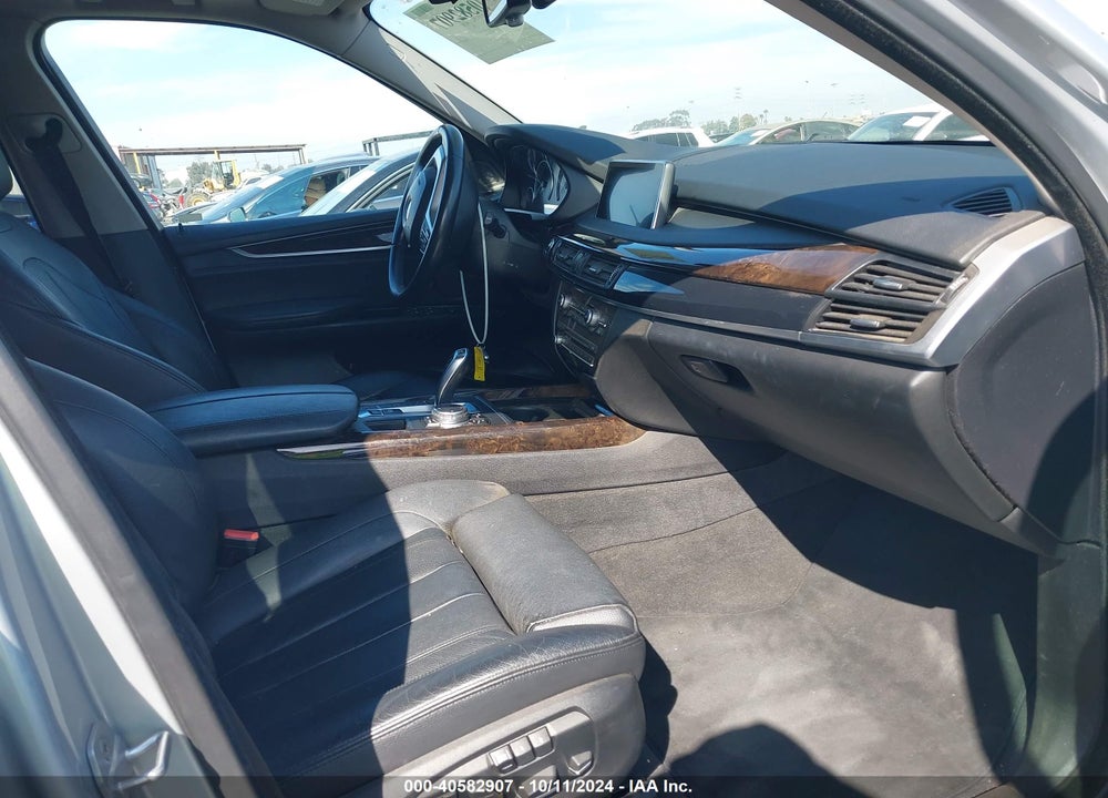 2016 BMW X5 EDRIVE XDRIVE40E VIN: 5UXKT0C51G0S74825