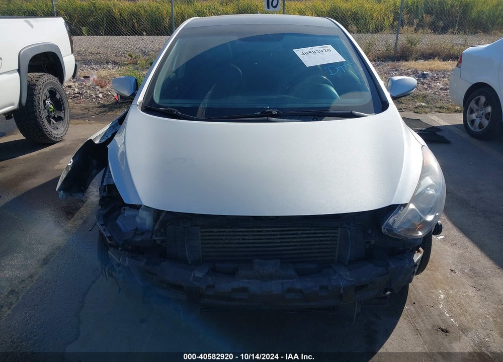 2013 HYUNDAI ELANTRA GT VIN: KMHD35LE5DU121937
