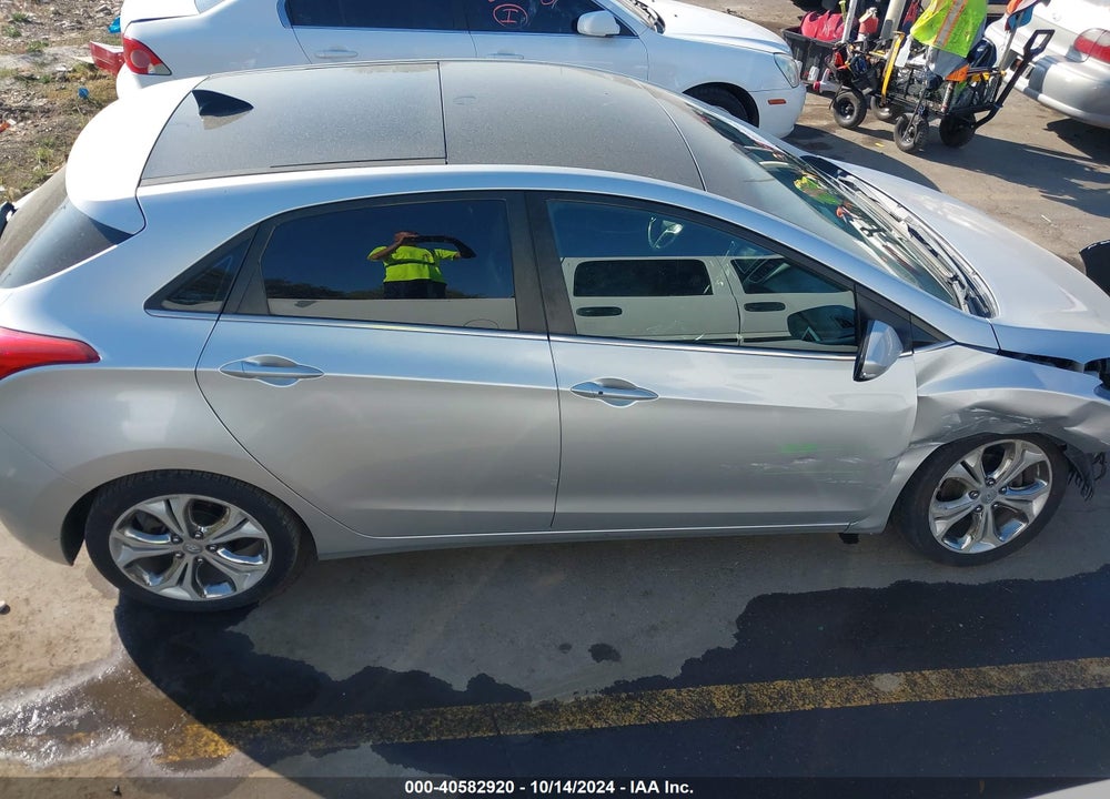 2013 HYUNDAI ELANTRA GT VIN: KMHD35LE5DU121937