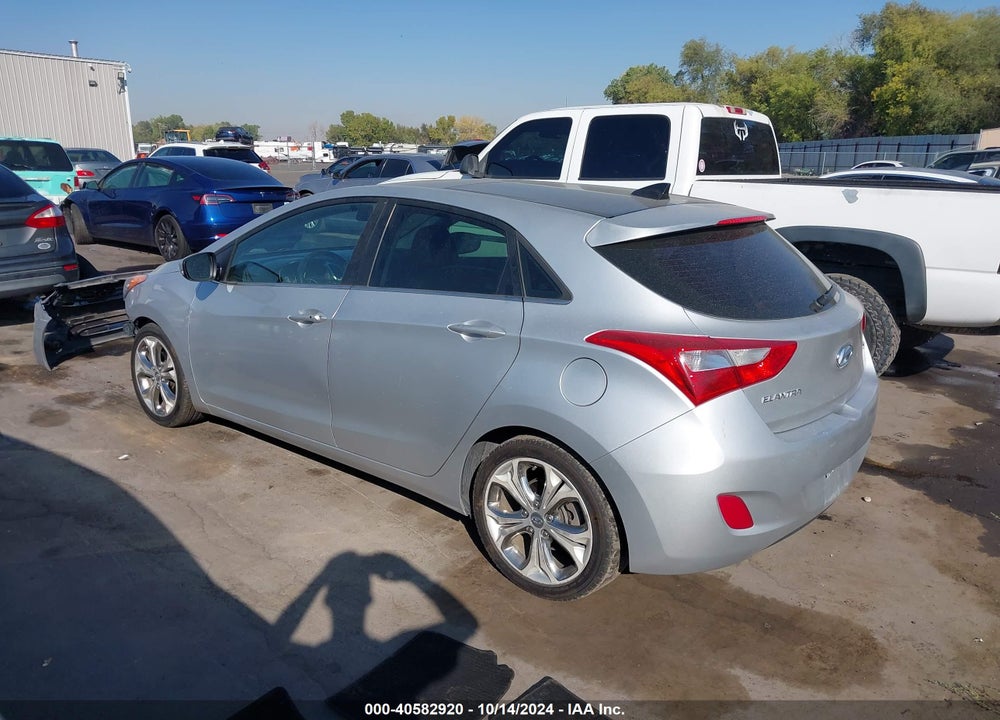 2013 HYUNDAI ELANTRA GT VIN: KMHD35LE5DU121937