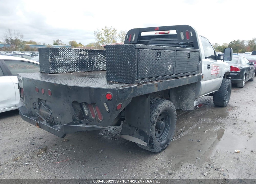 2006 GMC SIERRA 2500HD SLE1 VIN: 1GTHK24226E127770