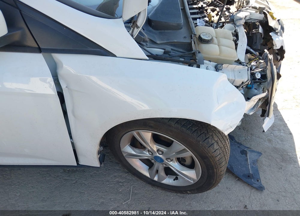 2013 FORD FOCUS SE VIN: 1FADP3F2XDL144270