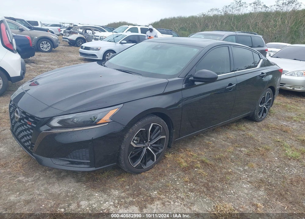 2023 NISSAN ALTIMA SR FWD VIN: 1N4BL4CV5PN329875
