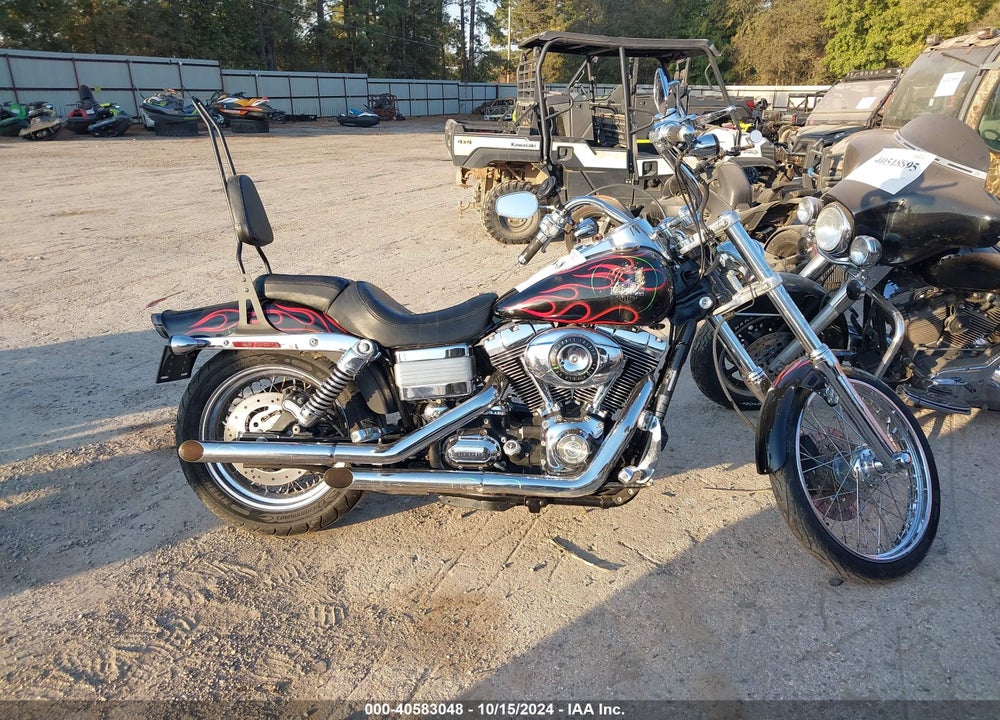 2007 HARLEY-DAVIDSON FXDWG VIN: 1HD1GP41X7K323111