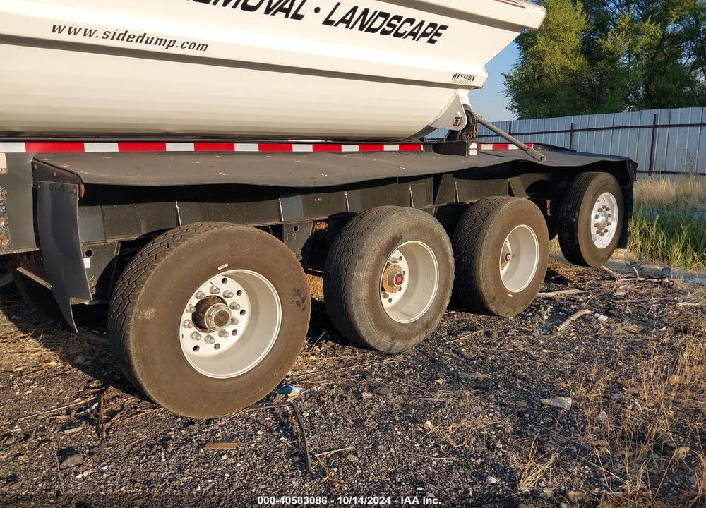 2017 SMITHCO MANUFACTURING --- VIN: 1S9SS4950HL476145