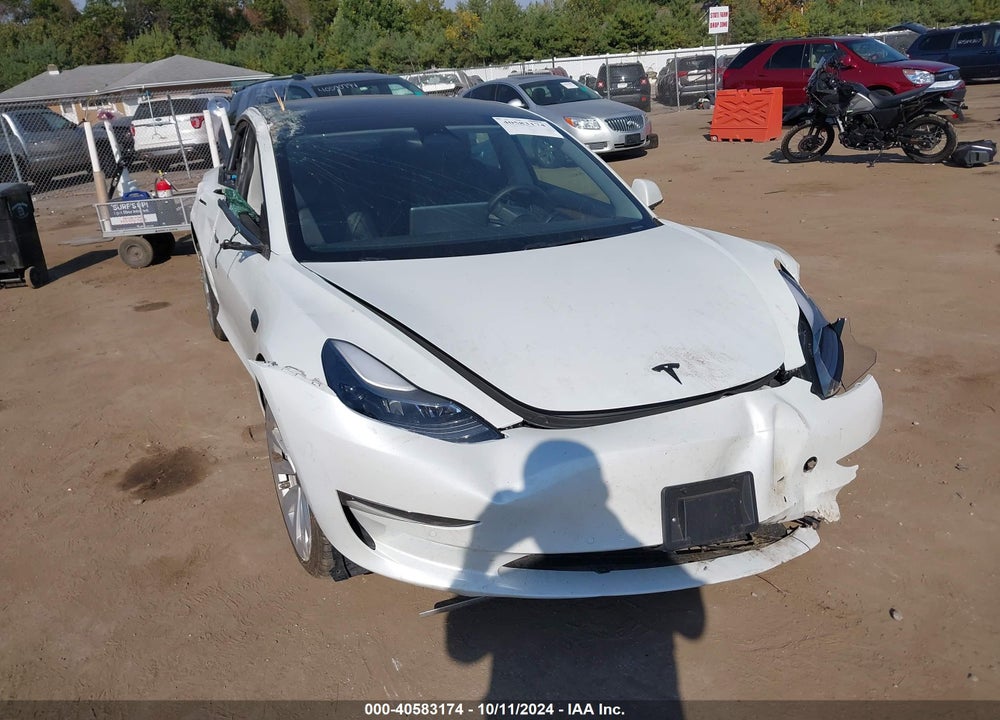 2022 TESLA MODEL 3 REAR-WHEEL DRIVE VIN: 5YJ3E1EAXNF185687