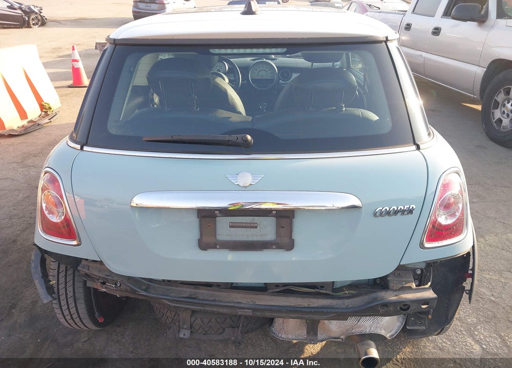2013 MINI HARDTOP COOPER VIN: WMWSU3C53DT677826