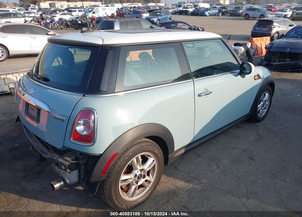 2013 MINI HARDTOP COOPER VIN: WMWSU3C53DT677826