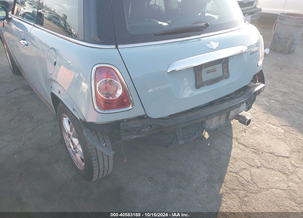 2013 MINI HARDTOP COOPER VIN: WMWSU3C53DT677826