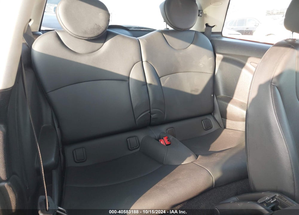 2013 MINI HARDTOP COOPER VIN: WMWSU3C53DT677826