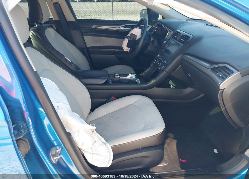 2020 FORD FUSION SE VIN: 3FA6P0HD7LR233865