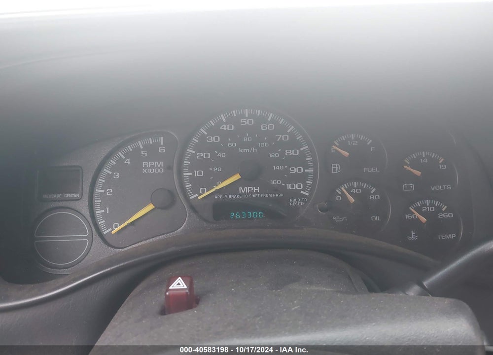 2001 CHEVROLET TAHOE LT VIN: 1GNEK13TX1R104012