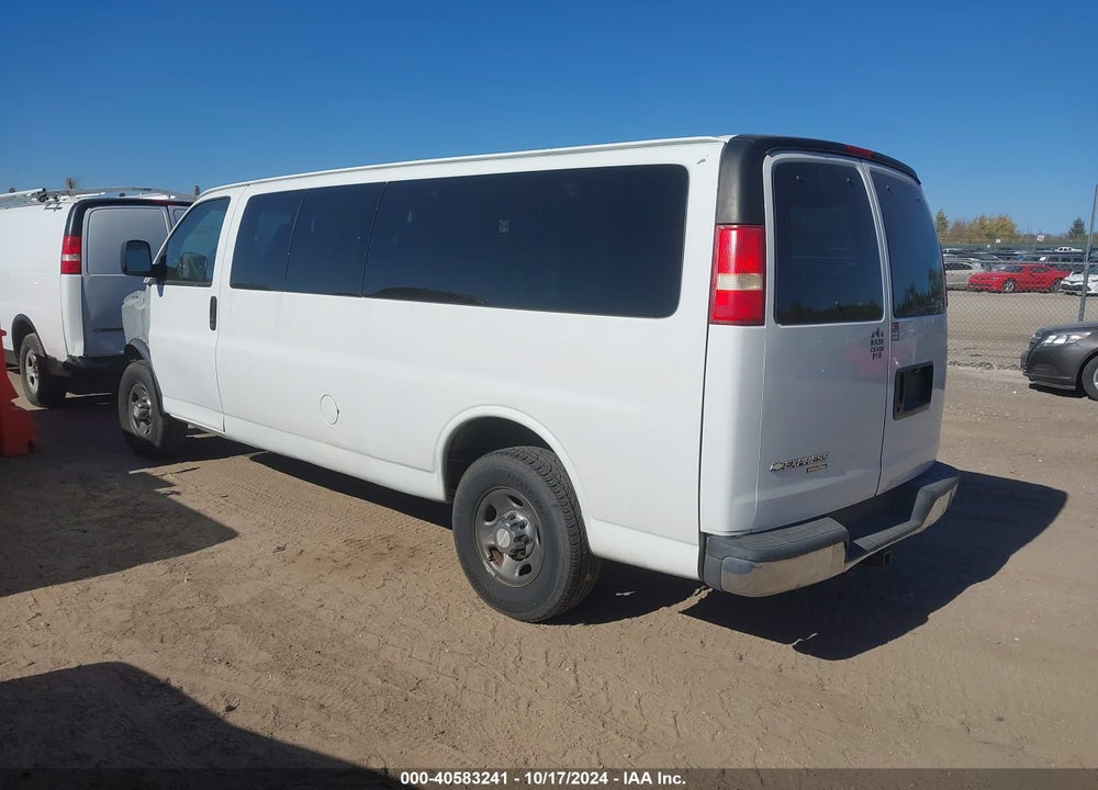 2007 CHEVROLET EXPRESS LS VIN: 1GAHG39U271102015