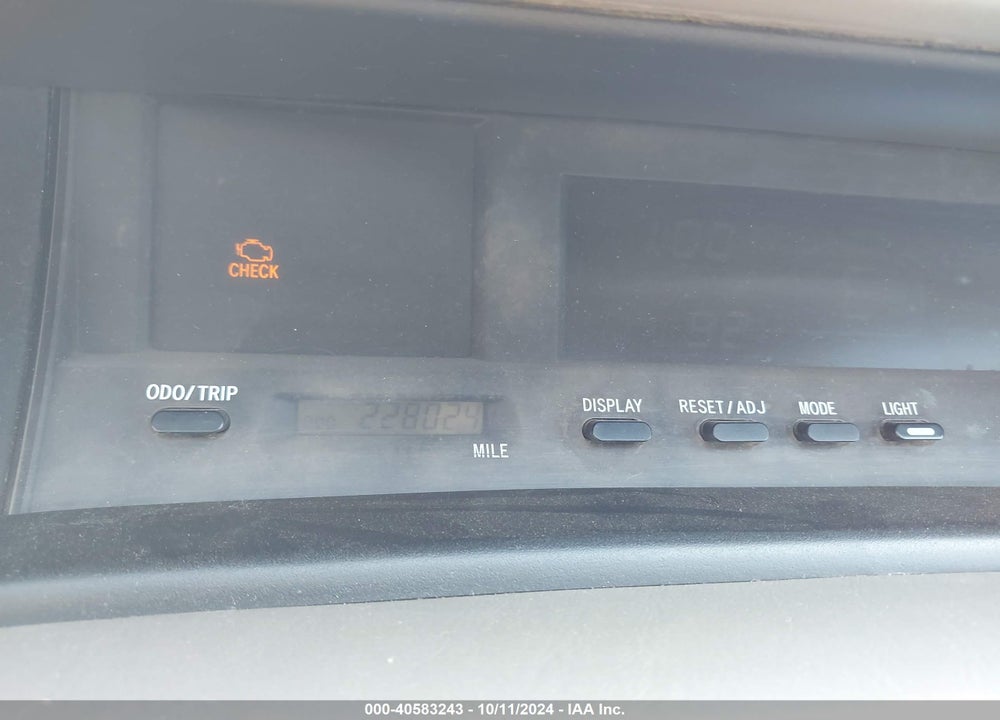 2000 TOYOTA AVALON XLS VIN: 4T1BF28B2YU056434