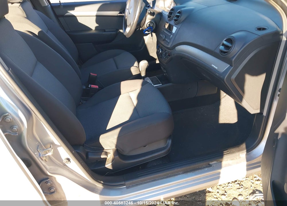 2009 CHEVROLET AVEO LT VIN: KL1TD56E29B635084