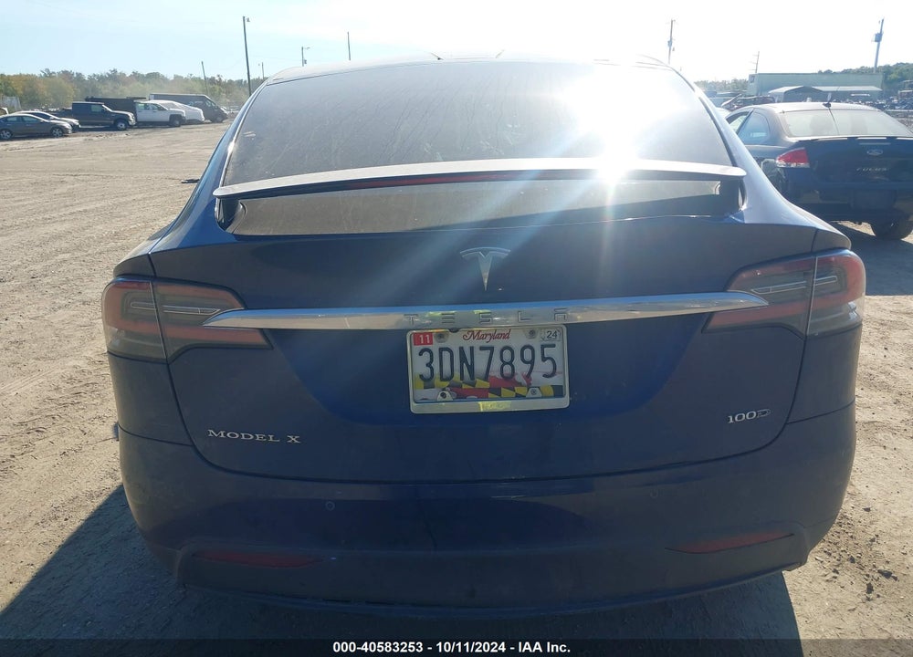 2018 TESLA MODEL X 100D/75D/P100D VIN: 5YJXCBE29JF120846