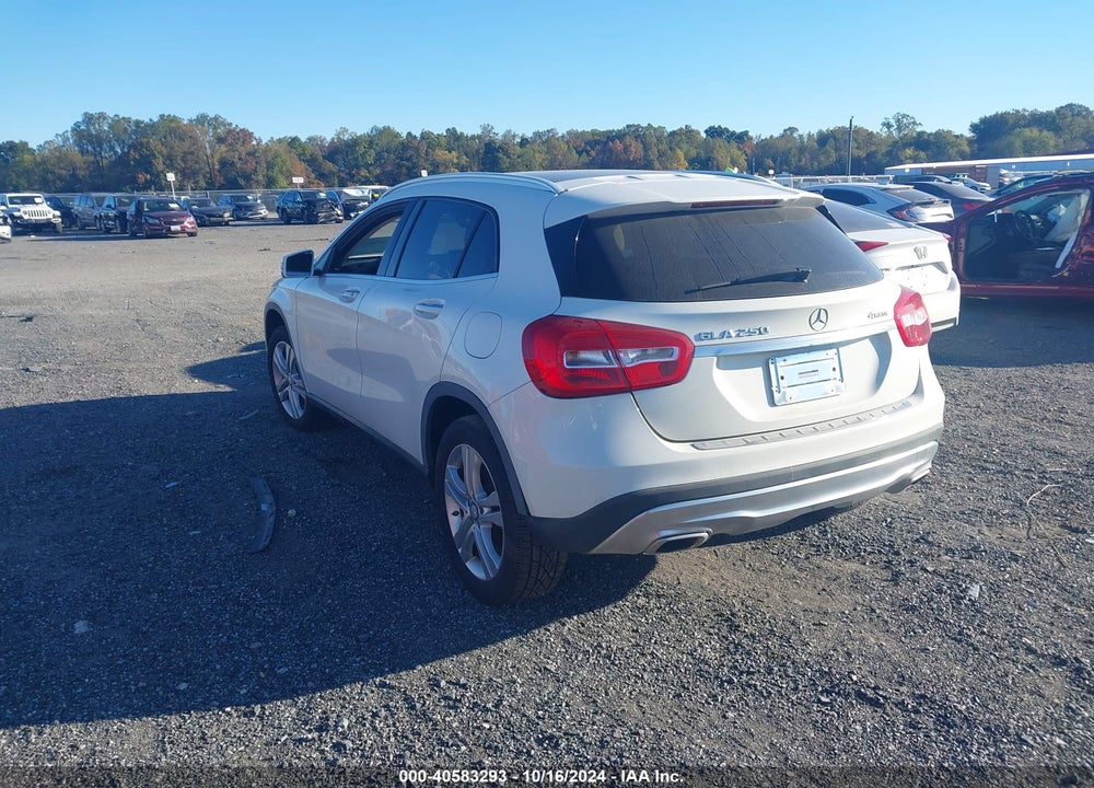 2017 MERCEDES-BENZ GLA 250 4MATIC VIN: WDCTG4GB4HJ342039