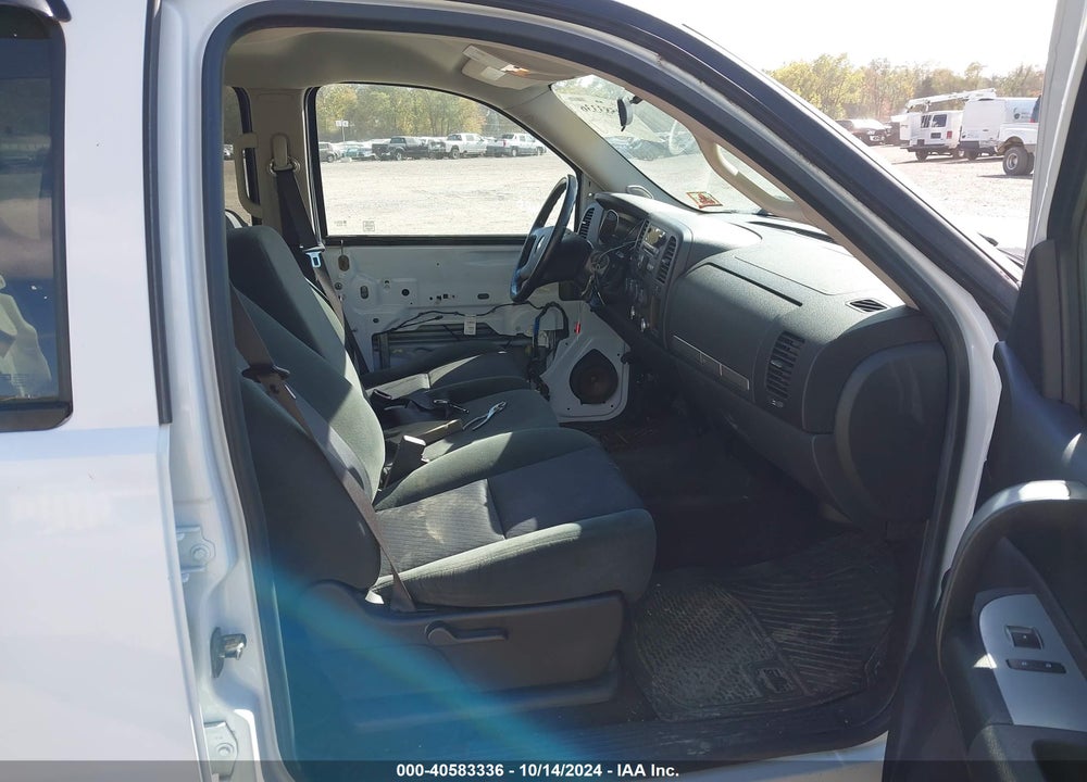 2009 CHEVROLET SILVERADO 1500 LT VIN: 2GCEK23C091136289